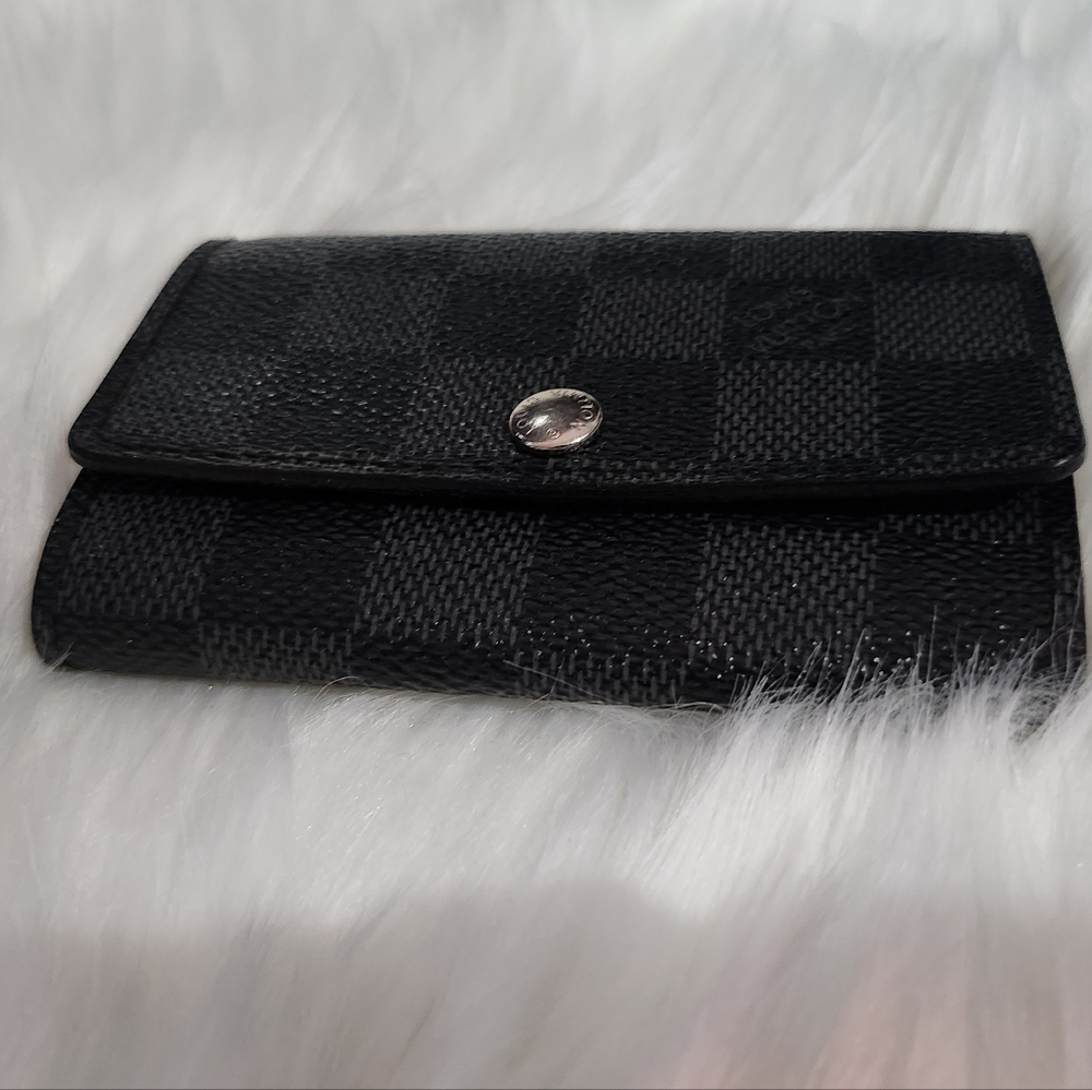 601. LV Damier graphite 6-key holder